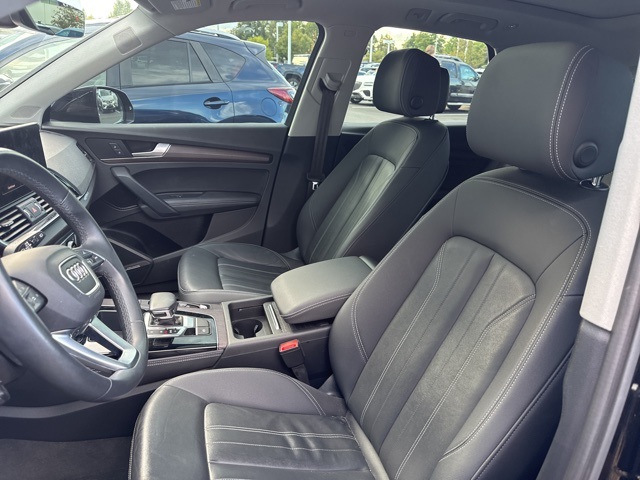 2021 Audi Q5 45 Premium Plus photo 9