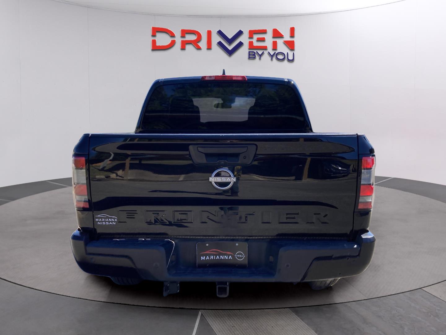 2022 Nissan Frontier S photo 2