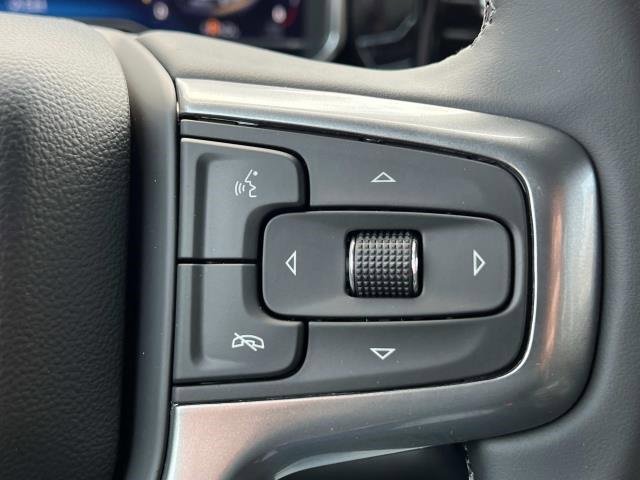 2025 Chevrolet Silverado 1500 LT photo 18