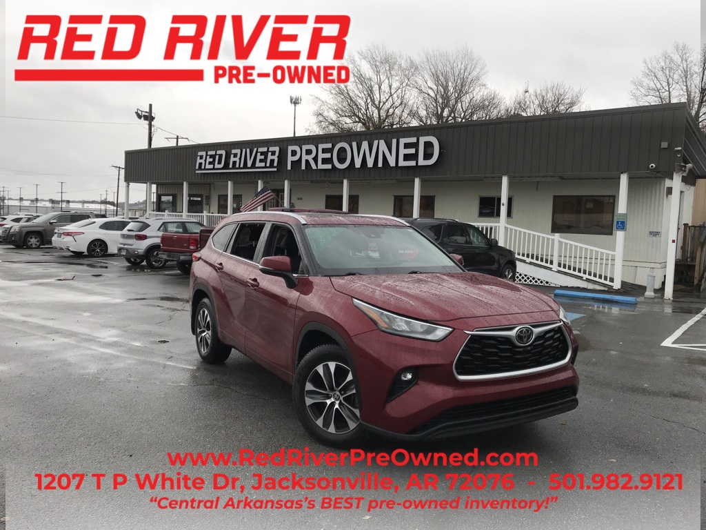 2020 Toyota Highlander XLE's photo