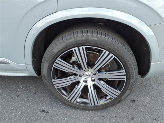 2024 Volvo XC90 Plus photo 4