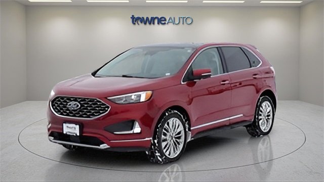 2023 Ford Edge Titanium's photo