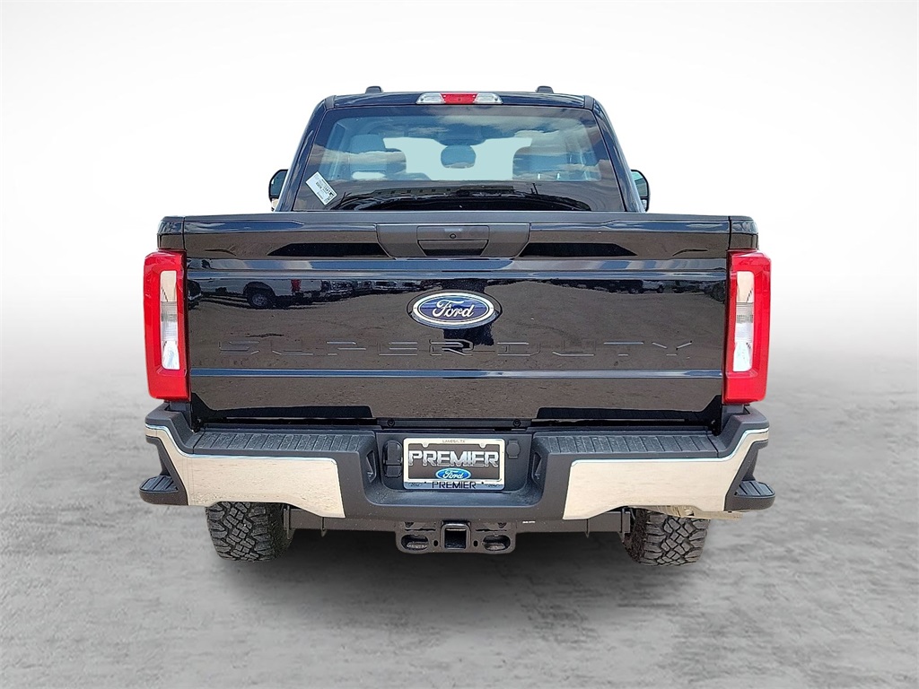 2025 Ford F-350 photo 9