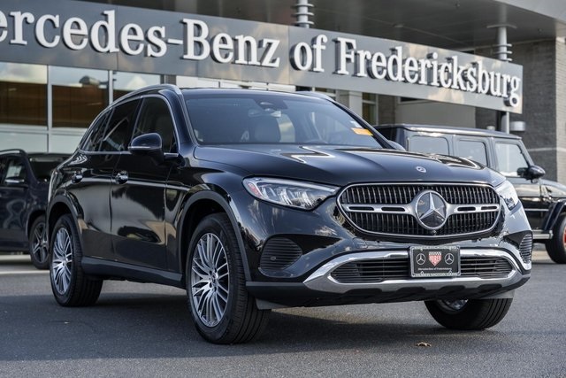 2024 Mercedes-Benz GLC GLC 300's photo