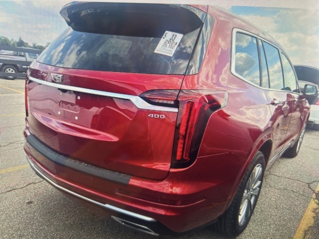 2024 Cadillac XT6 Premium Luxury photo 3