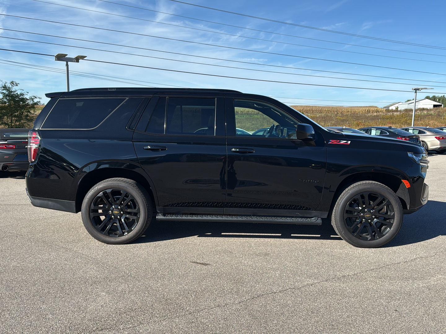 2021 Chevrolet Tahoe Z71 photo 3