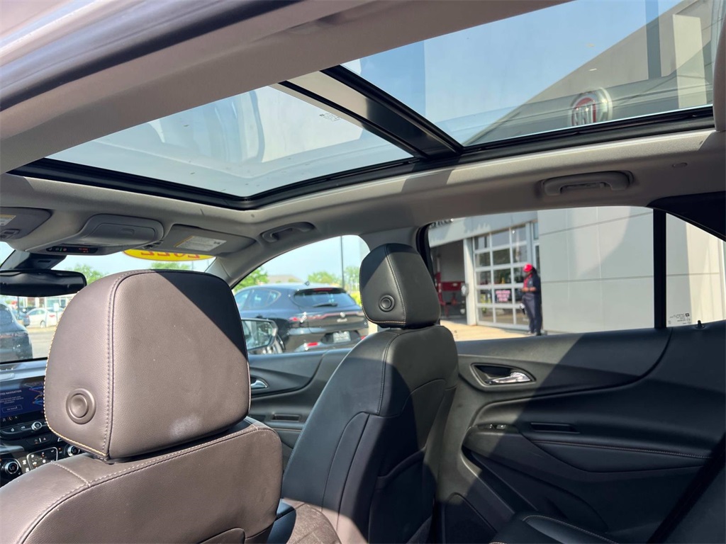 2022 Chevrolet Equinox Premier photo 11