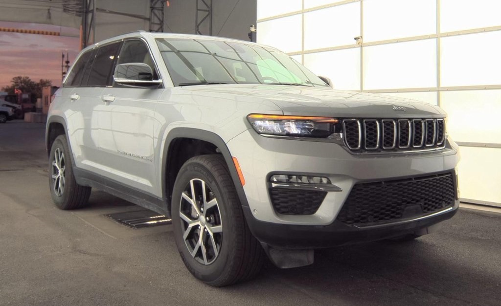 2024 Jeep Grand Cherokee Limited photo 4