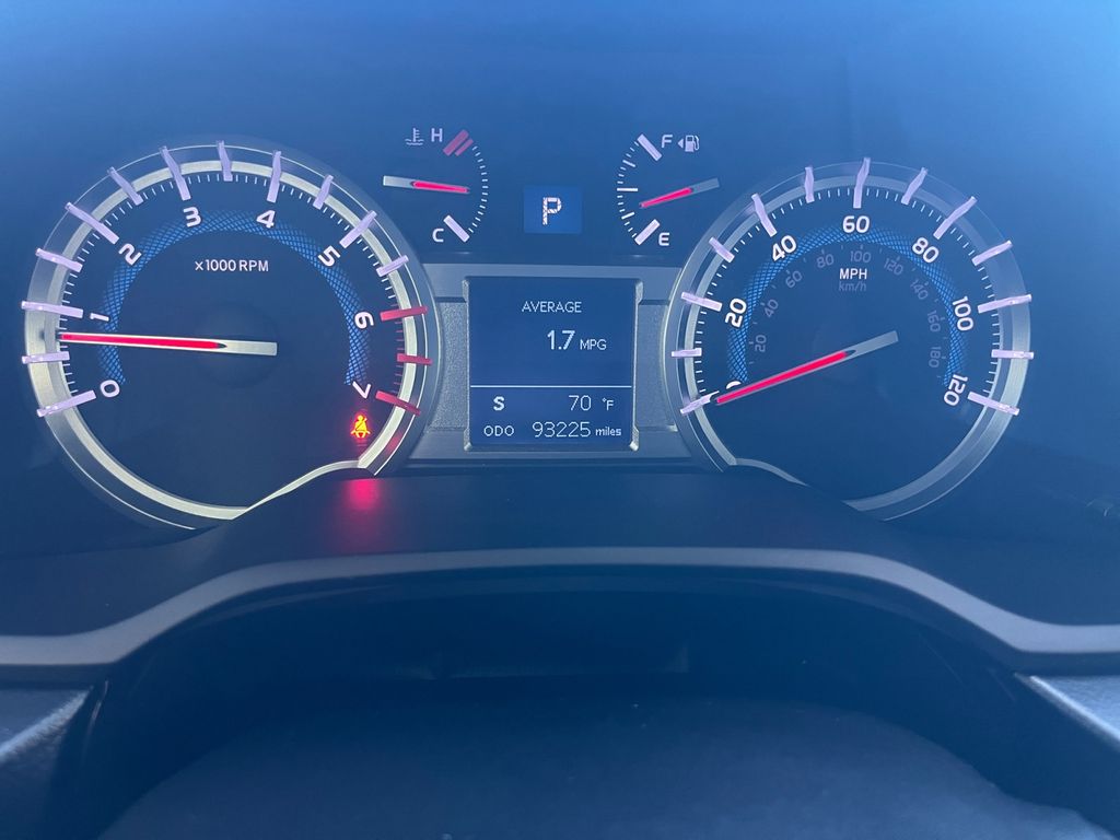 2015 Toyota 4Runner Limited photo 10