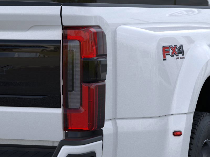 2026 Ford F-450 Platinum photo 19
