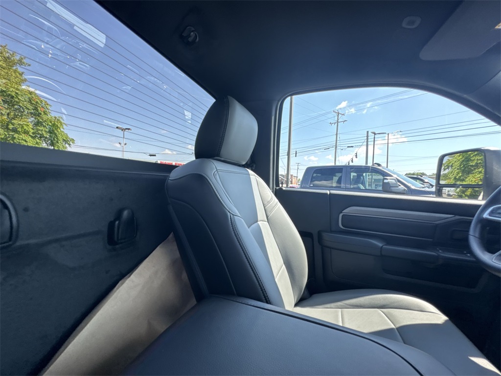 2025 Ram 4500 Tradesman photo 8
