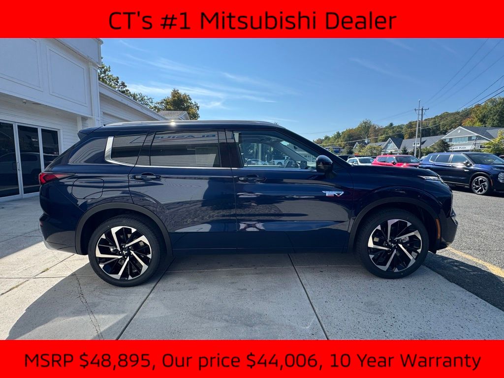2025 Mitsubishi Outlander PHEV SEL photo 4