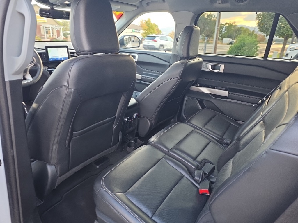 2023 Ford Explorer Limited photo 12