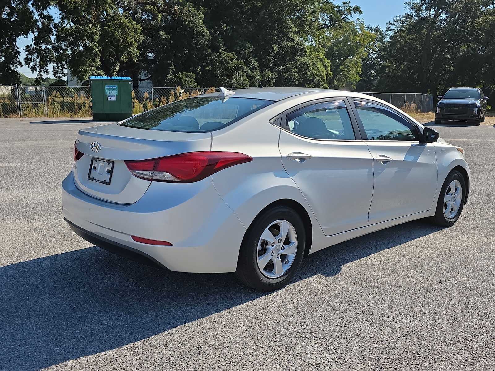 2015 Hyundai Elantra SE photo 6