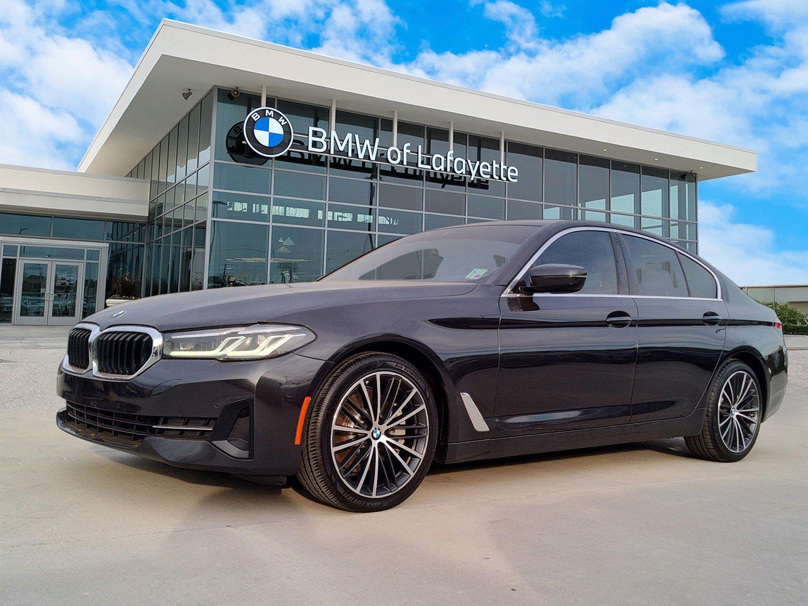 2022 BMW 5 Series 530i's photo