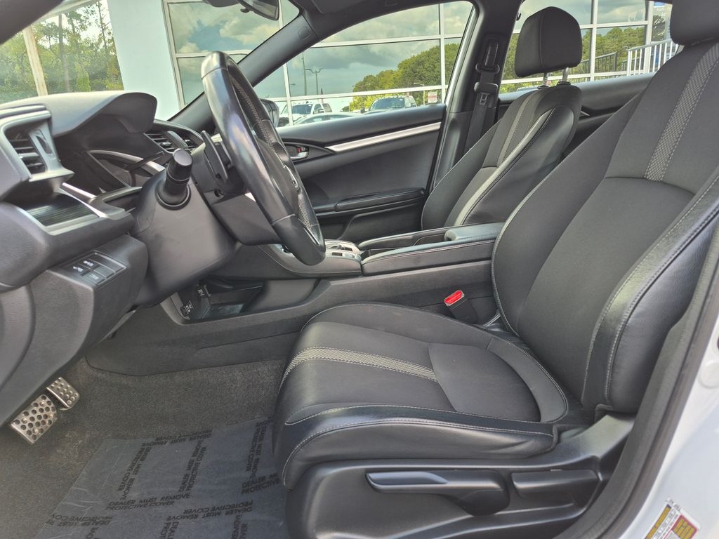 2020 Honda Civic Sport photo 2