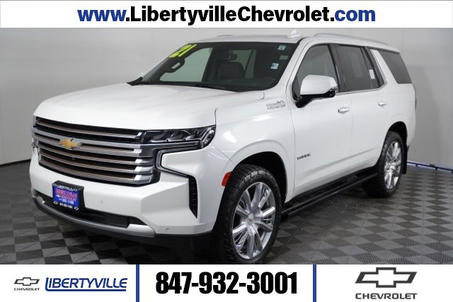 Used 2021 Iridescent Pearl Tricoat Chevrolet High Country image 1