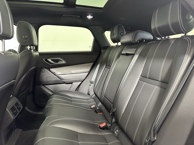 2021 Land Rover Range Rover Velar S photo 16
