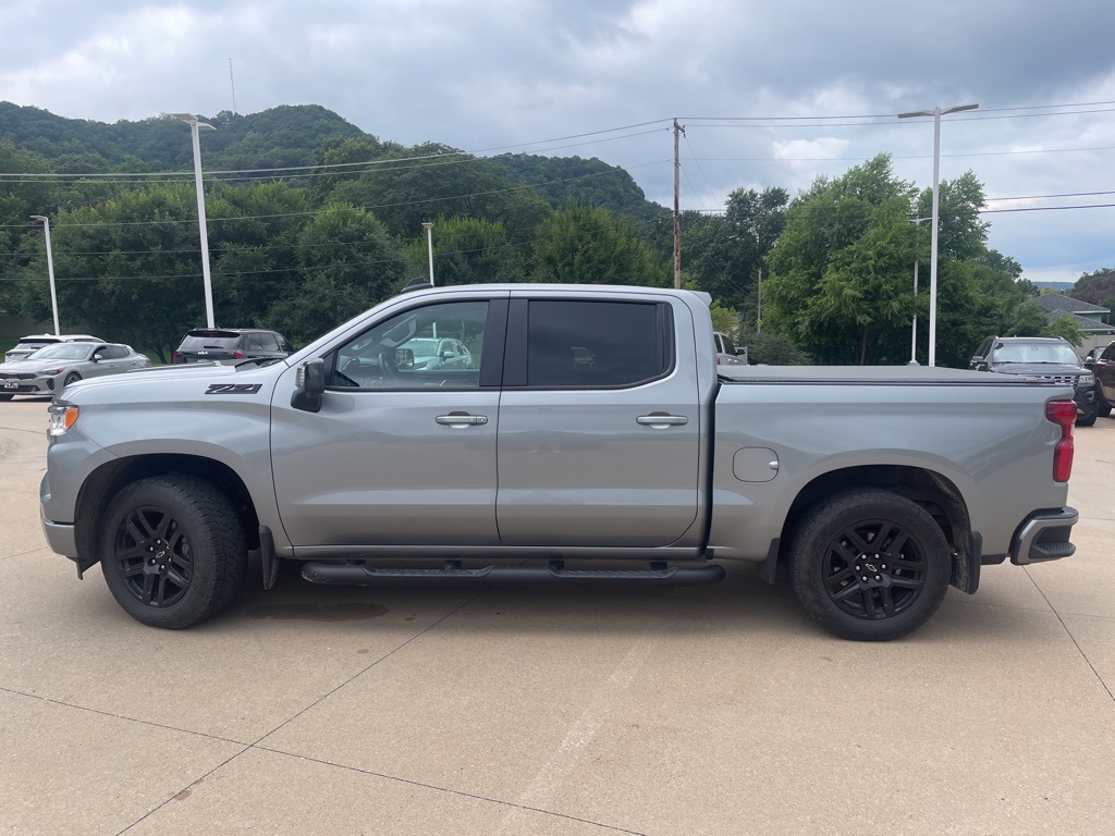 2023 Chevrolet Silverado 1500 RST photo 6
