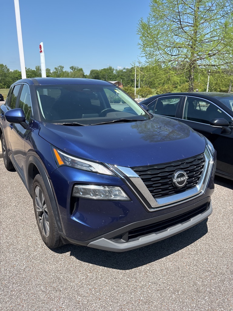 2023 Nissan Rogue SV photo 3