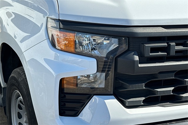 2023 Chevrolet Silverado Work Truck photo 4