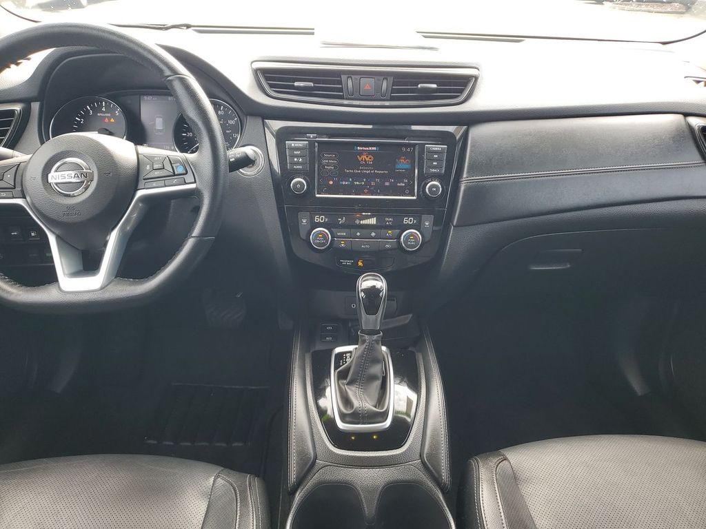2019 Nissan Rogue SL photo 2