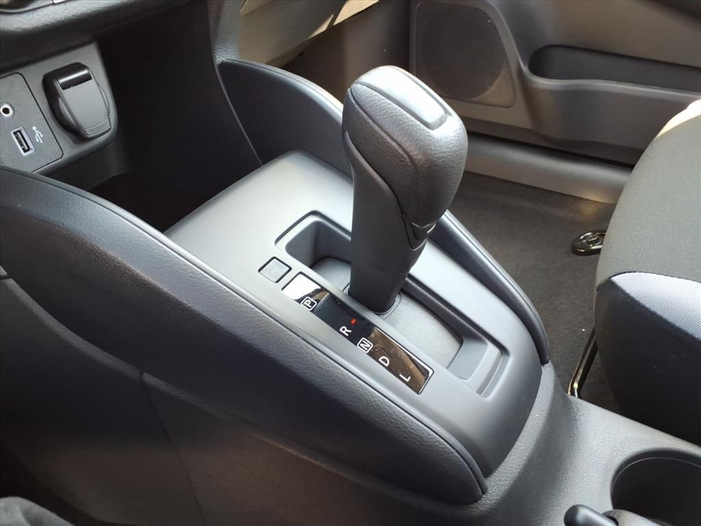 2025 Nissan Versa S photo 18