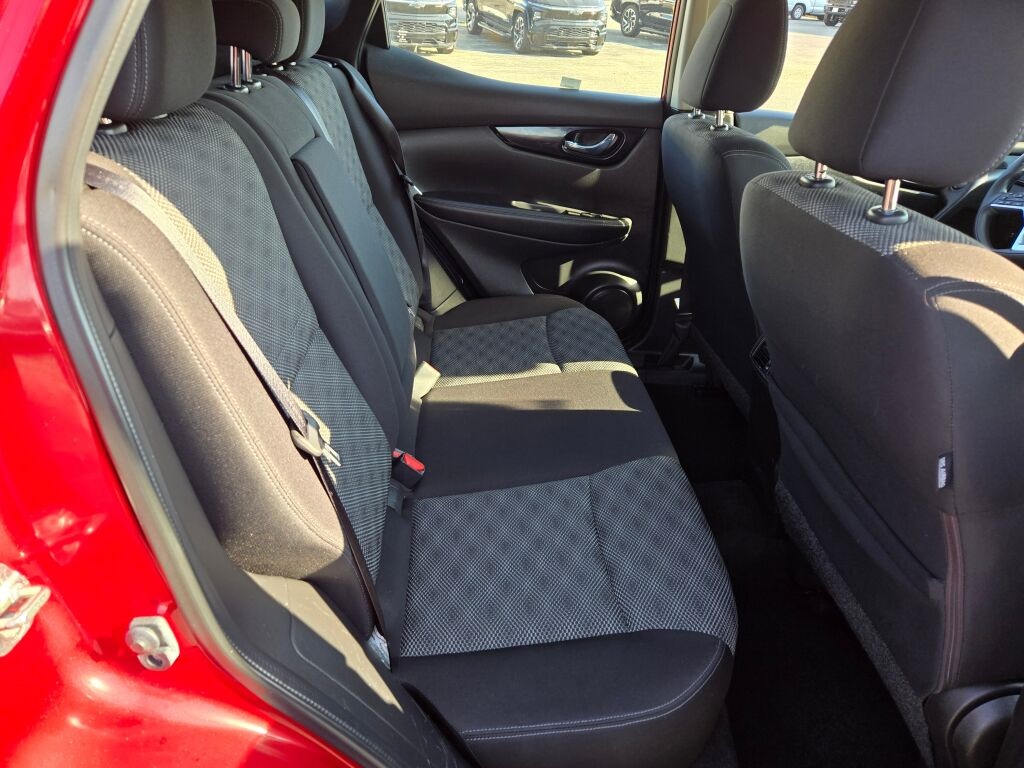2019 Nissan Rogue Sport SV photo 6