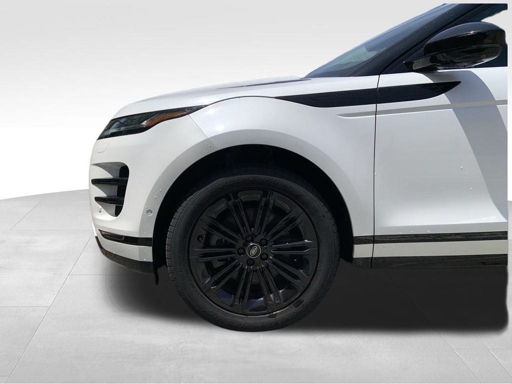 2024 Land Rover Range Rover Evoque Dynamic SE photo 9