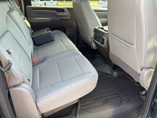 2025 Gmc Sierra HD SLT photo 14