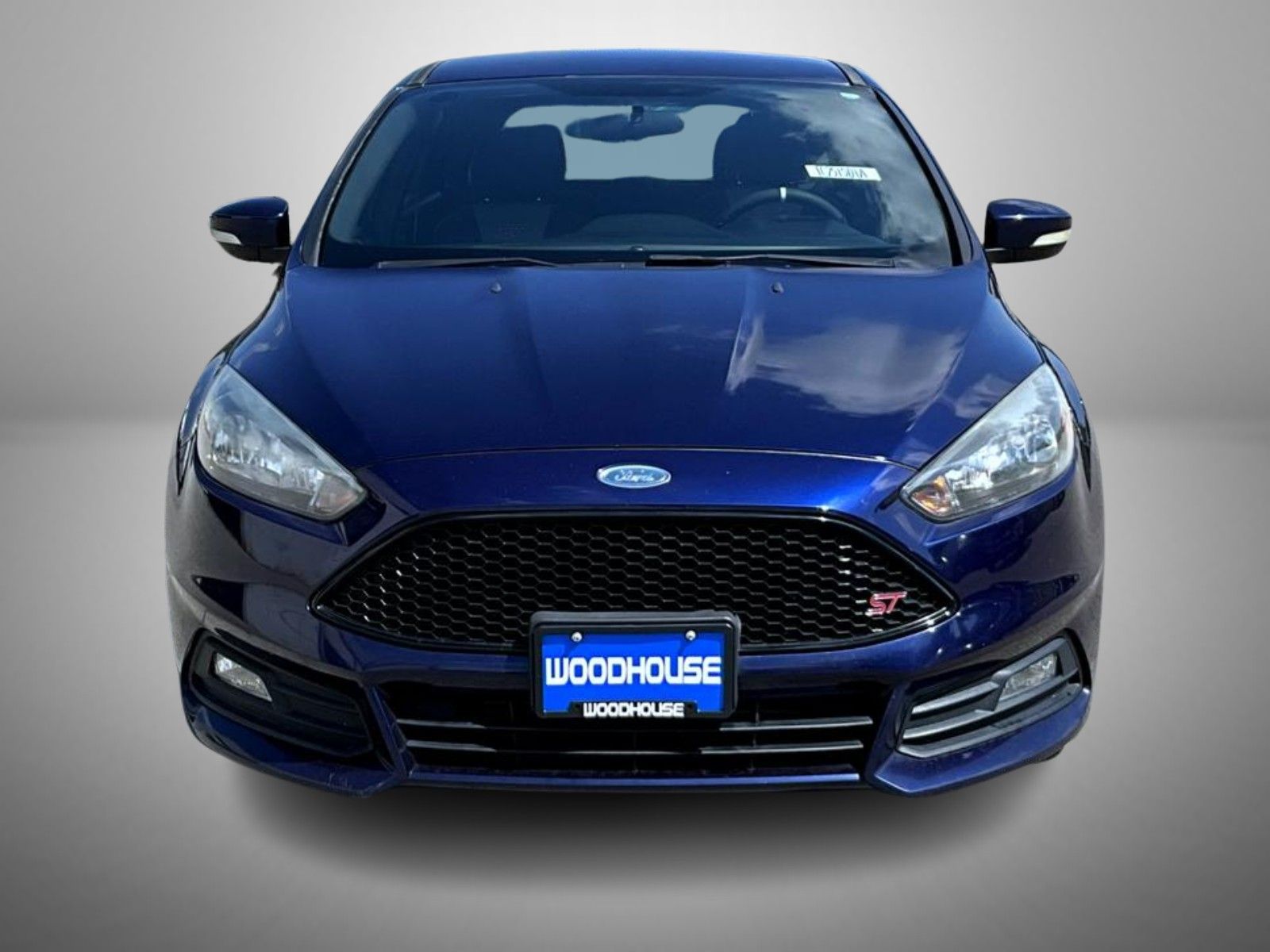 2017 Ford Focus ST photo 2