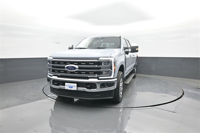 2025 Ford F-350 King Ranch photo 3