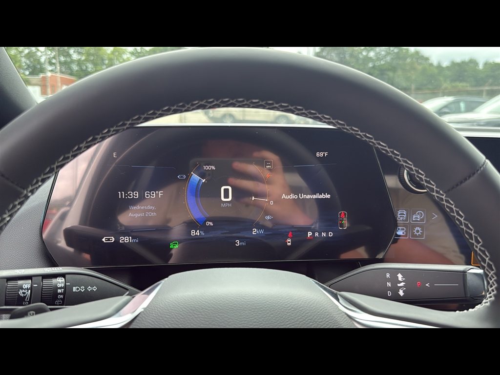 2025 Chevrolet Equinox EV 1LT photo 12