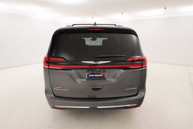 2022 Chrysler Pacifica Limited photo 4