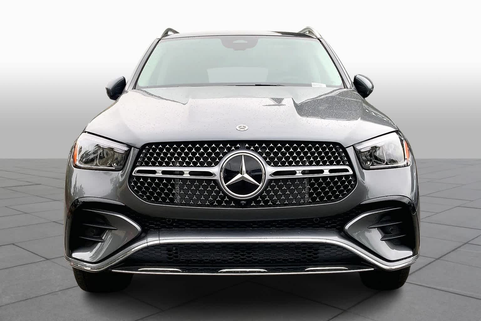 2025 Mercedes Benz GLE 350 4MATIC photo 3