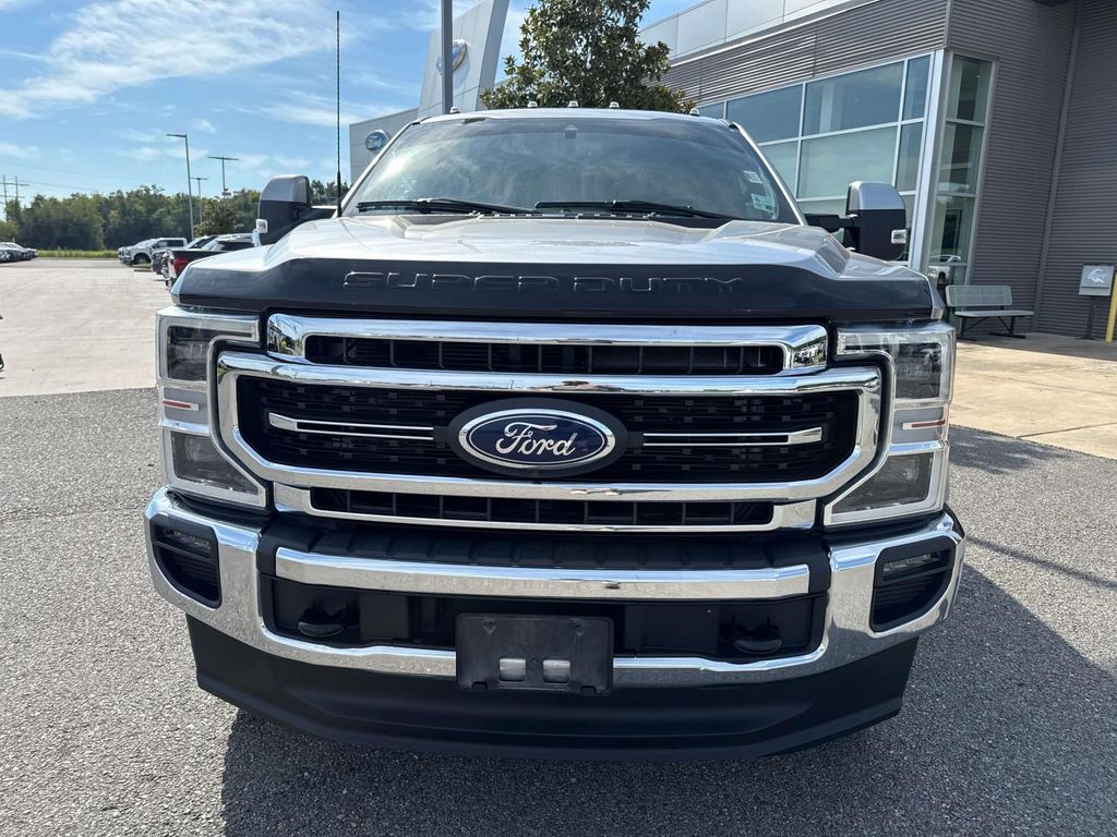 2022 Ford F-250 Lariat photo 2