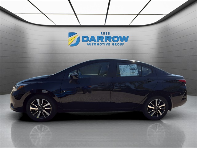 2025 Nissan Versa 1.6 SV photo 2