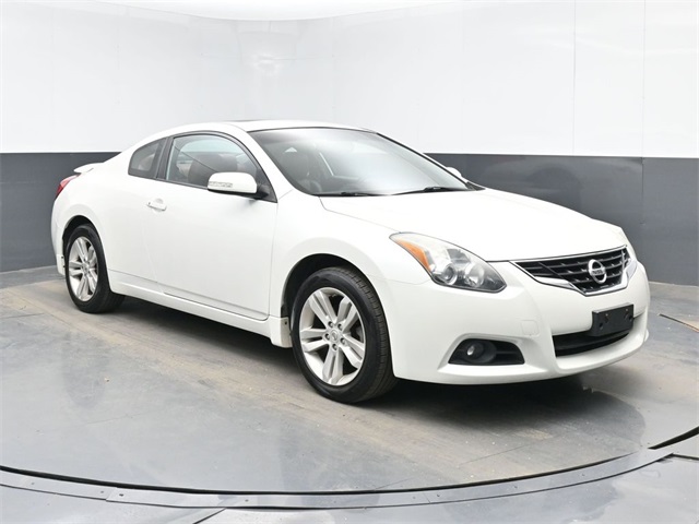 Used 2013 Nissan Altima Coupe S with VIN 1N4AL2EP2DC257054 for sale in Morristown, TN