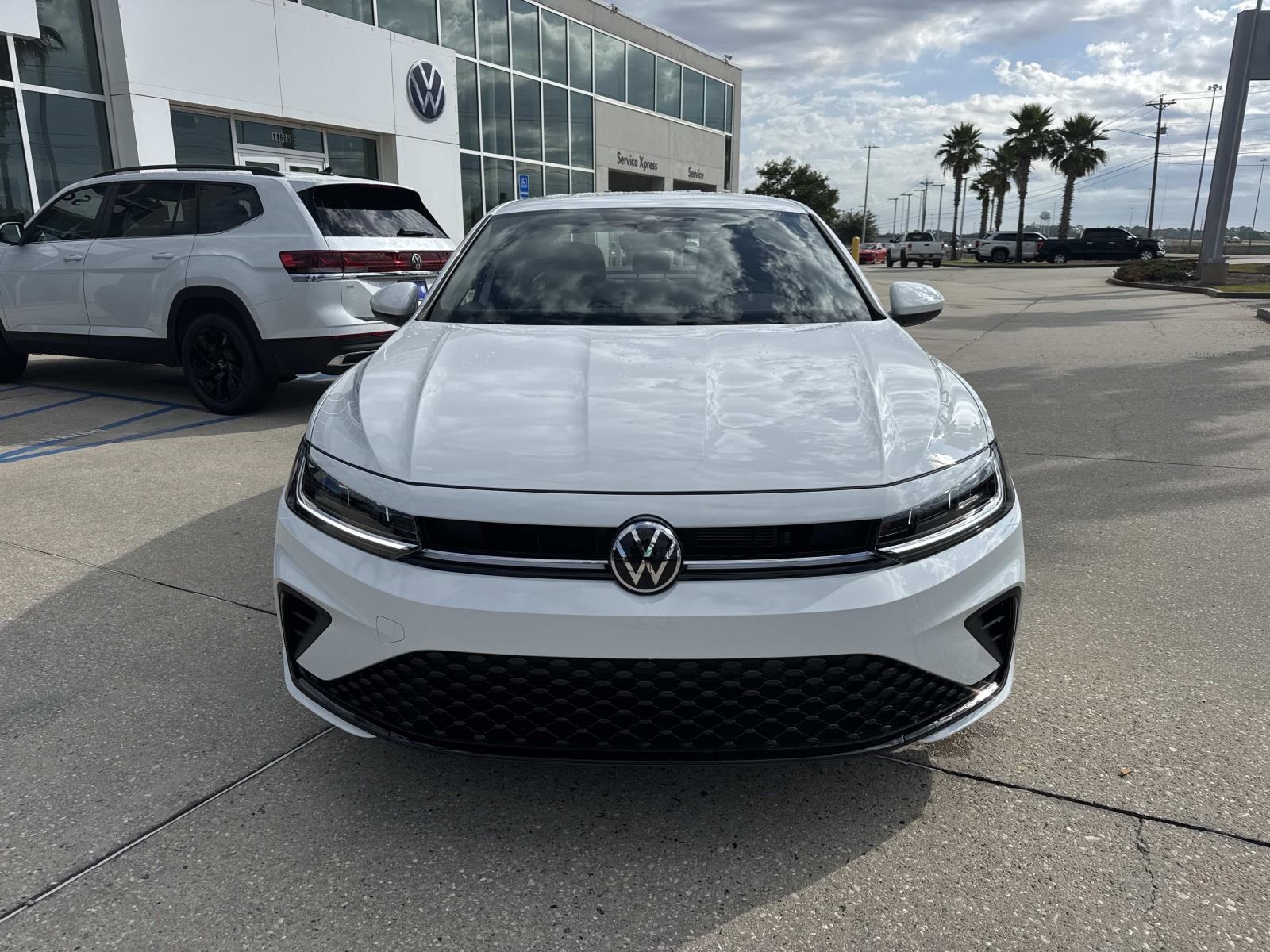 2026 Volkswagen Jetta 1.5T Sport photo 2