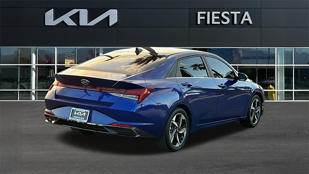 2021 Hyundai Elantra Limited photo 4