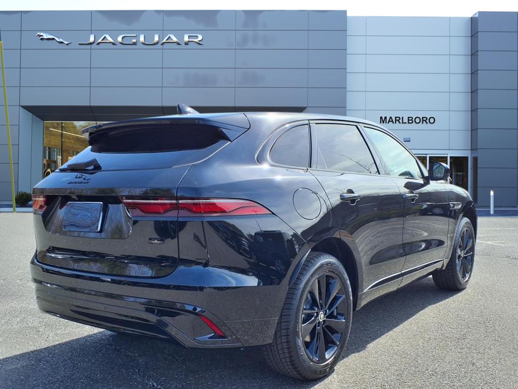 2026 Jaguar F-PACE P250 R-Dynamic S photo 2