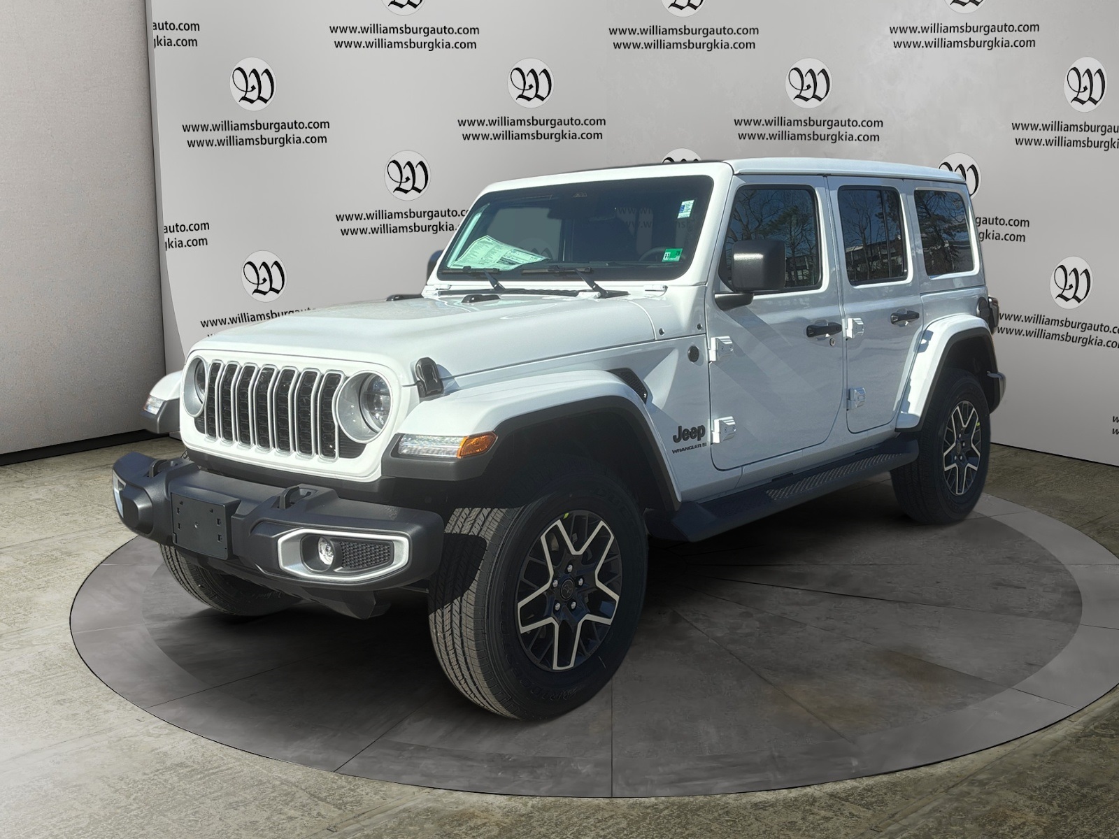 2026 Jeep Wrangler 4-Door Sahara's photo
