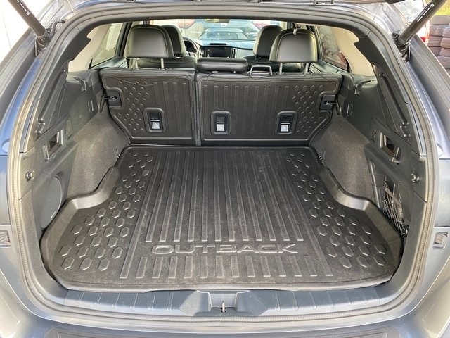 2021 Subaru Outback Limited photo 18