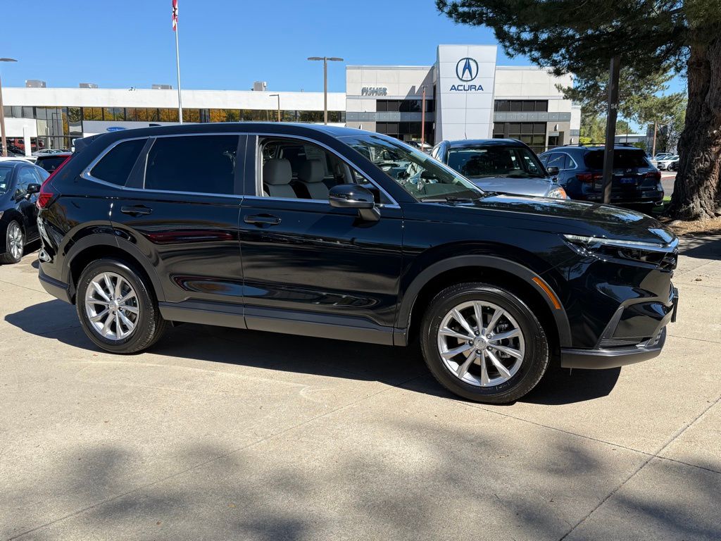 2025 Honda CR-V EX photo 4
