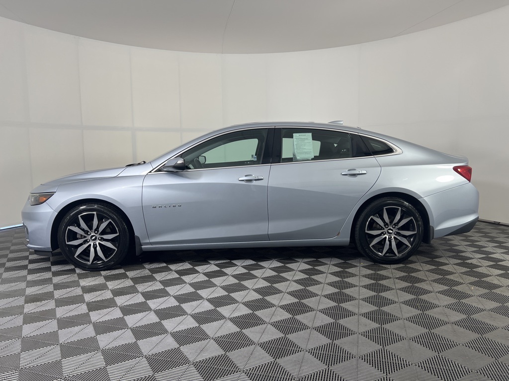 2017 Chevrolet Malibu 1LT photo 25