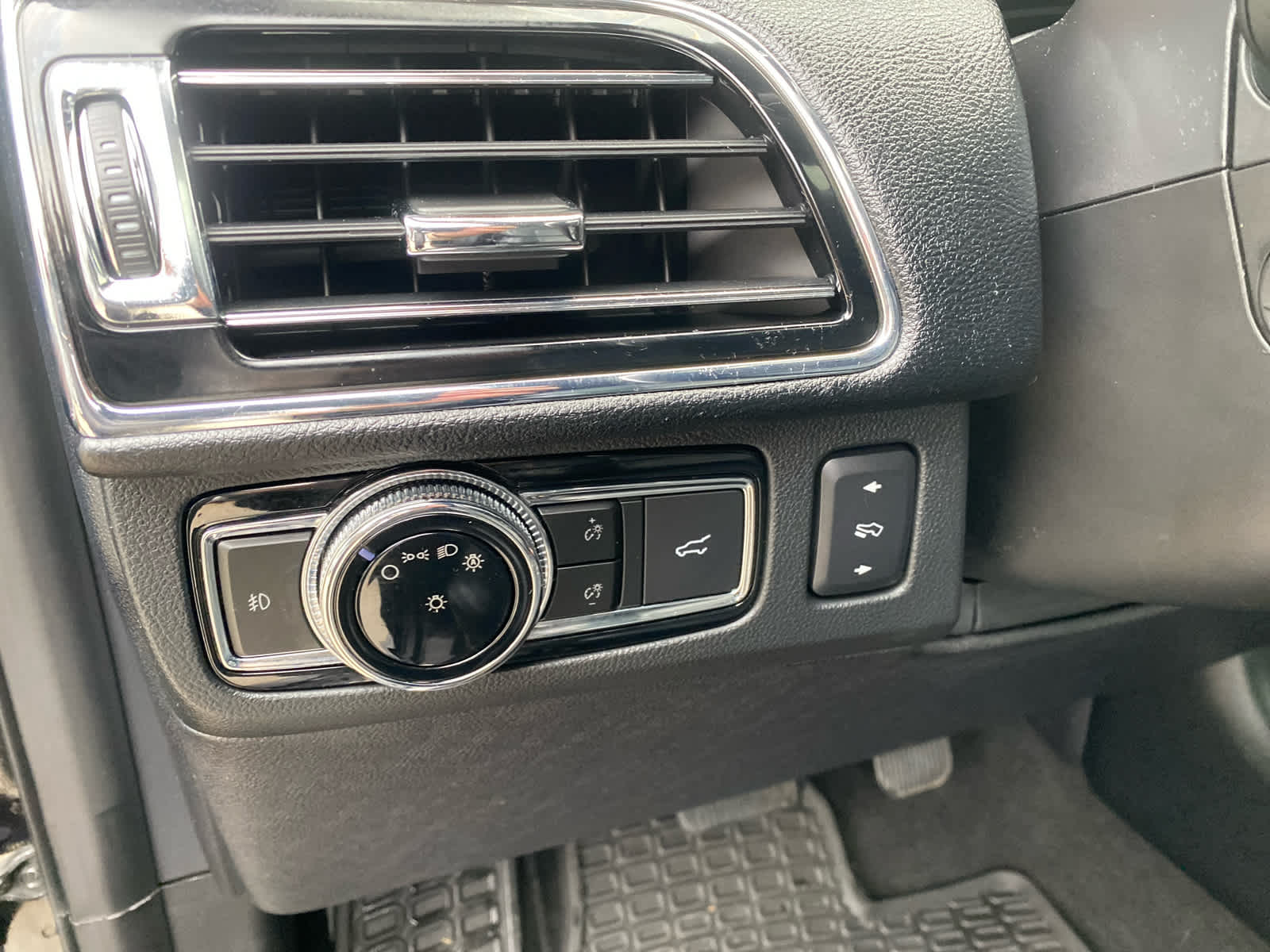 2019 Lincoln Navigator Reserve photo 14