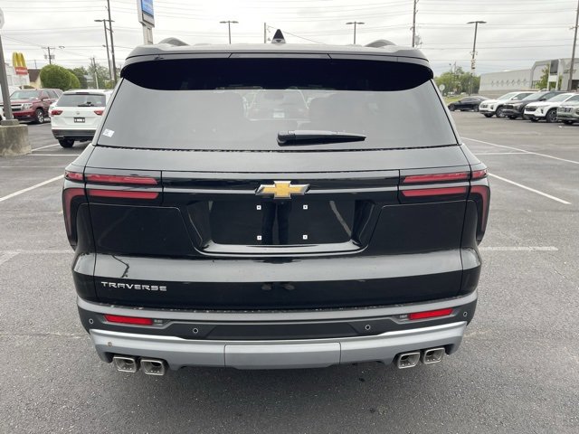 2026 Chevrolet Traverse photo 5