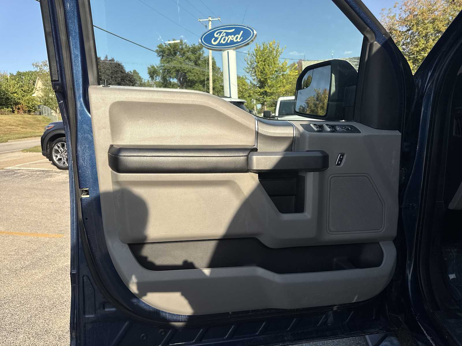 2018 Ford F-150 XLT photo 17
