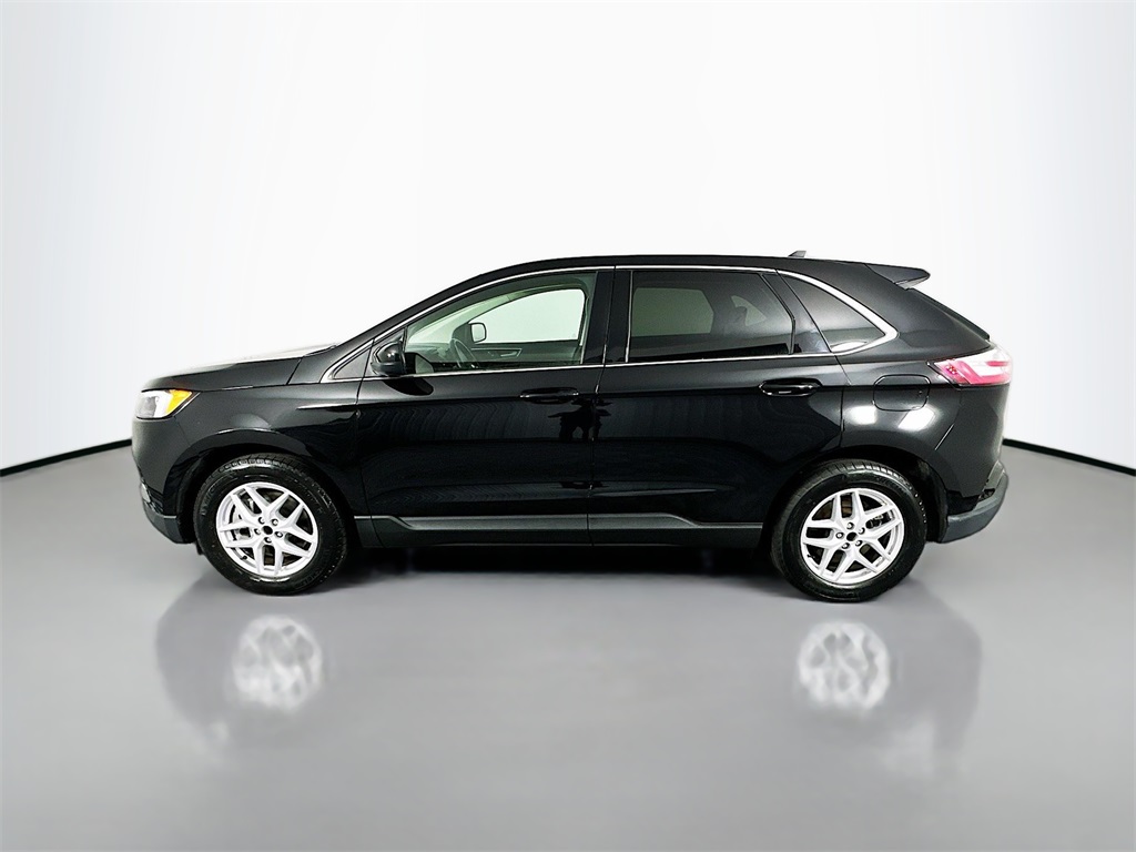 2024 Ford Edge SEL photo 4