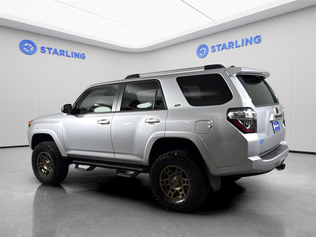 2022 Toyota 4Runner SR5 Premium photo 4